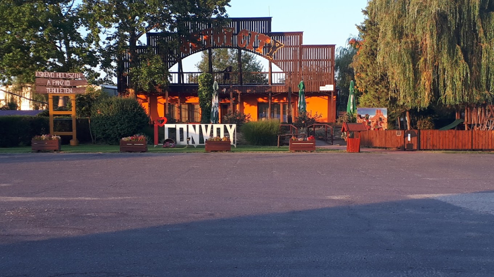 Convoy City Étterem