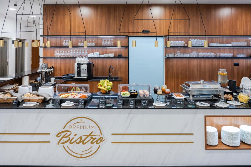 Premium Bistro