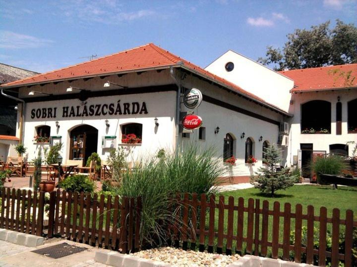 Sobri Halászcsárda
